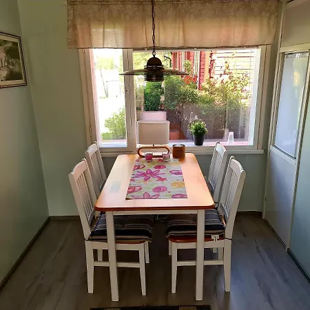 Saunamaailman Vanha Toelli Apartment *